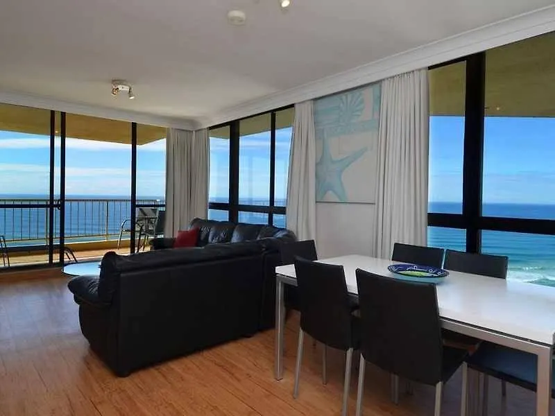 Capricorn One Beachside Holiday Apartments - Official Голд-Кост