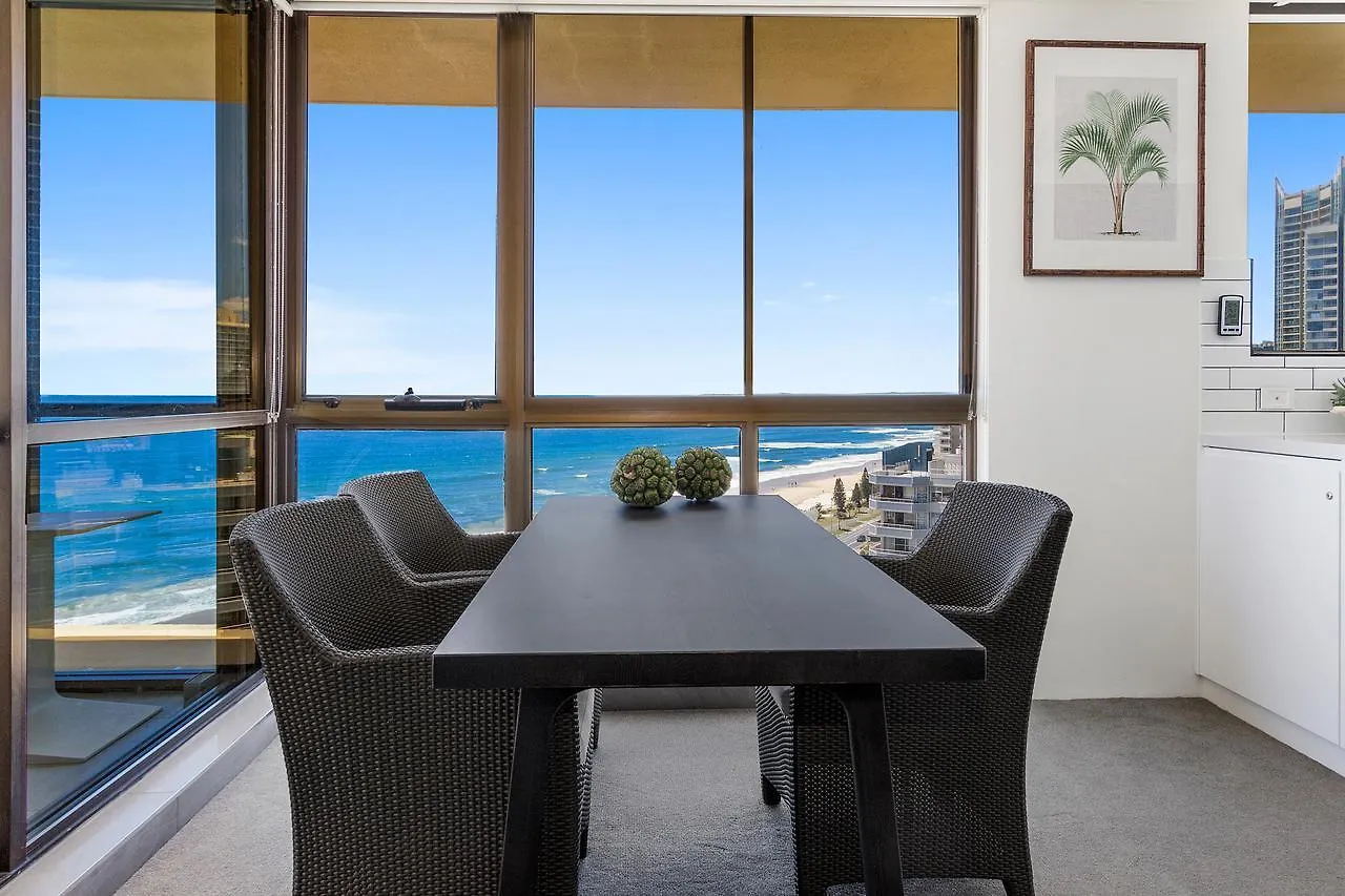 Апарт-отель Capricorn One Beachside Holiday Apartments - Official Голд-Кост