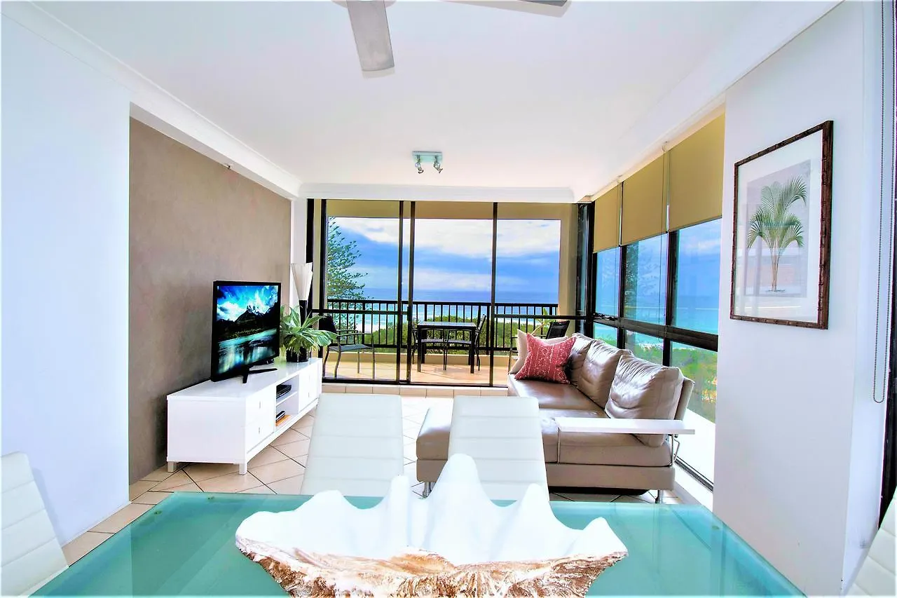 Capricorn One Beachside Holiday Apartments - Official Голд-Кост Австралия