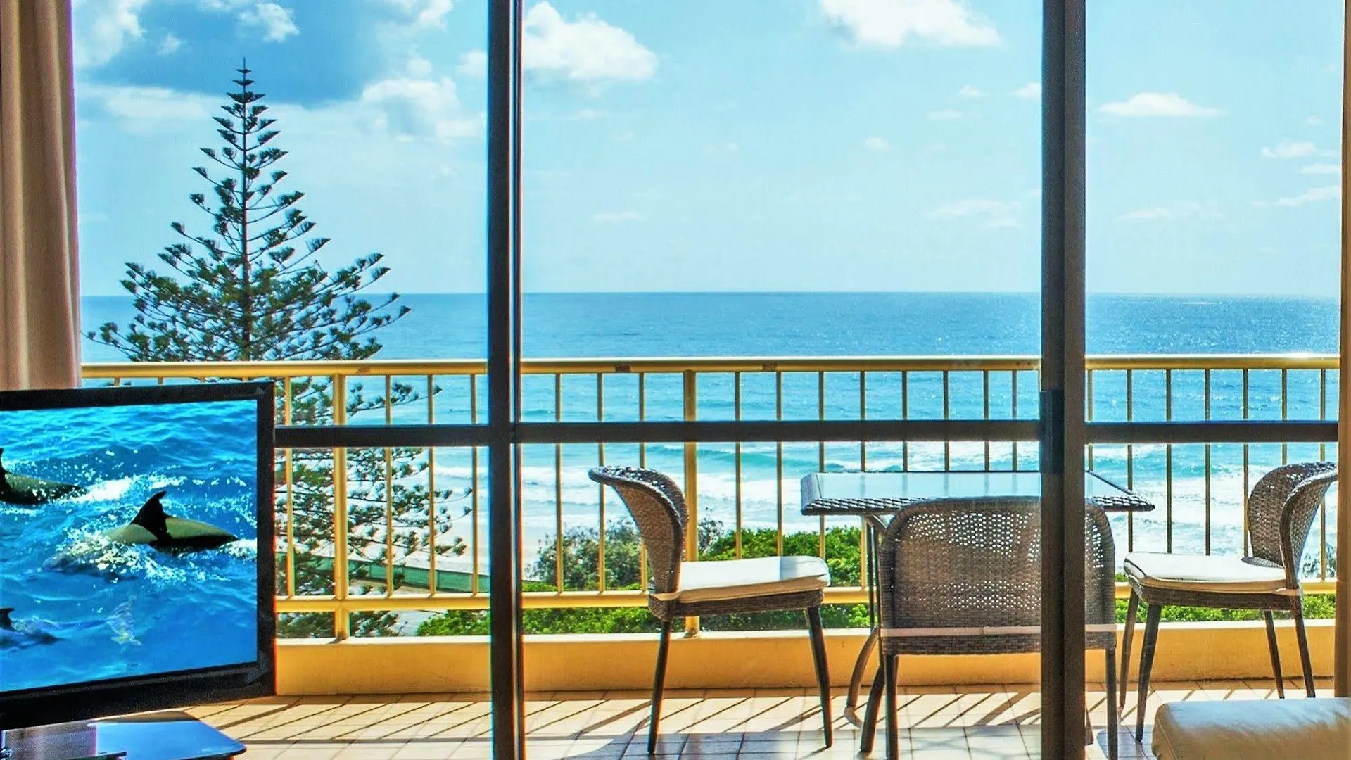 Capricorn One Beachside Holiday Apartments - Official Голд-Кост Апарт-отель