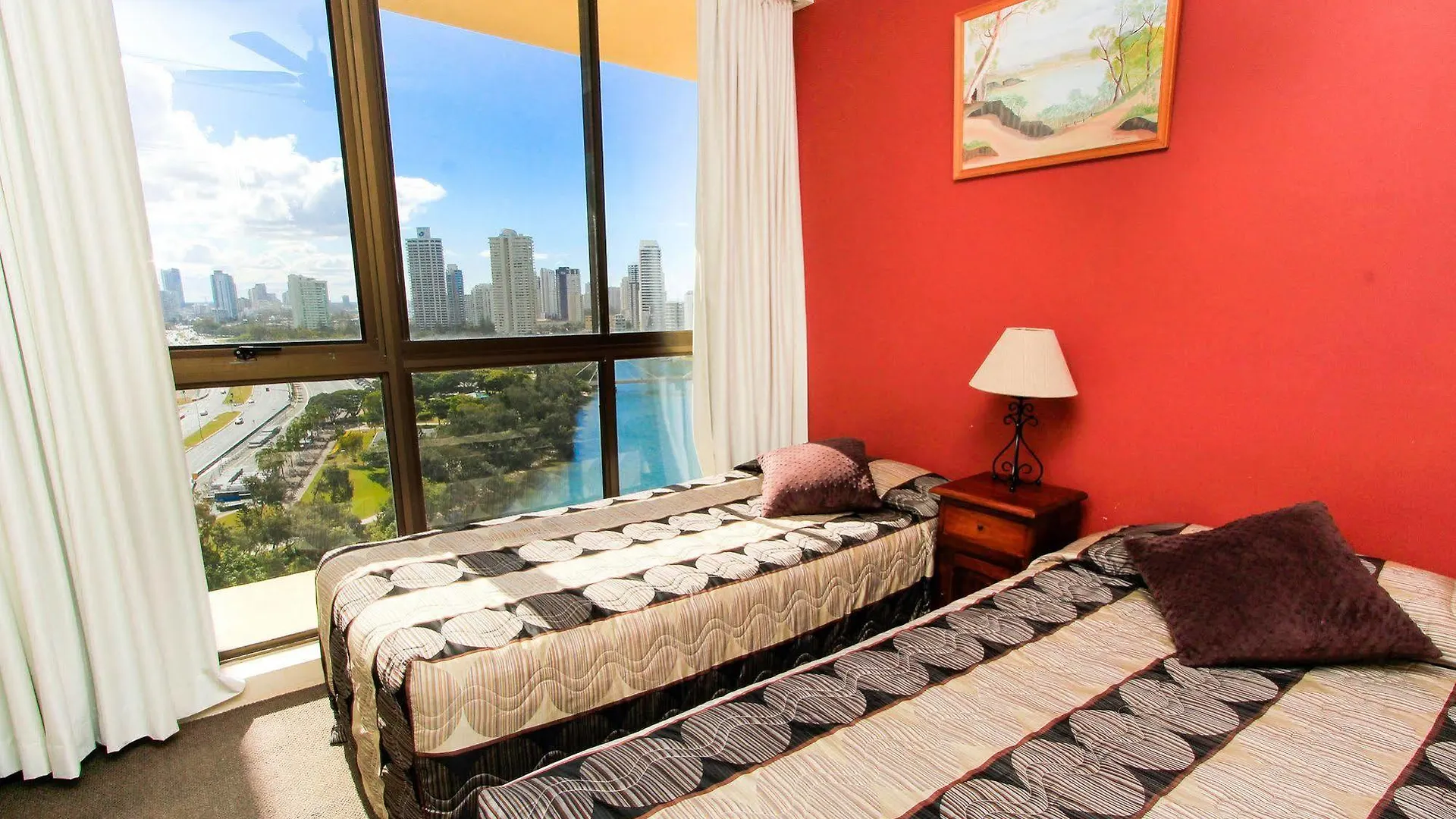 Апарт-отель Capricorn One Beachside Holiday Apartments - Official Голд-Кост